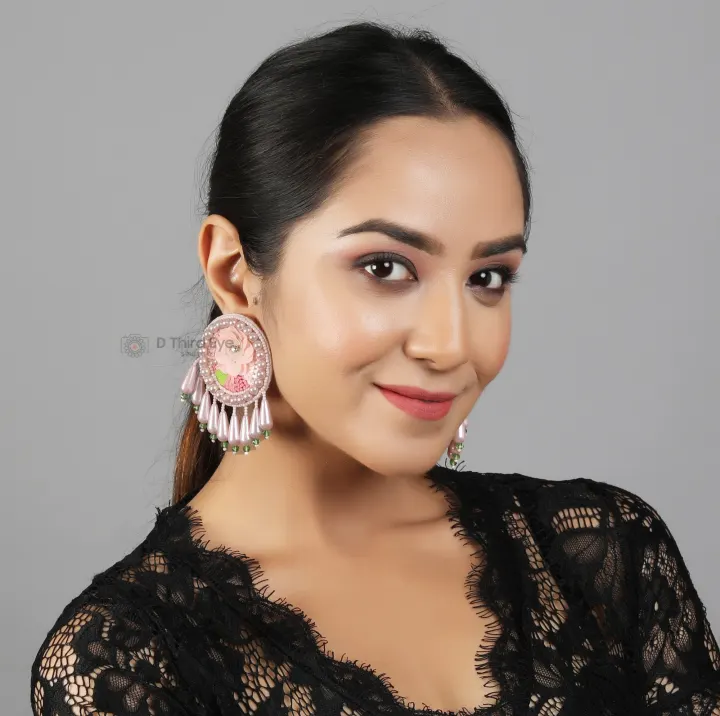 Jewellery photography by D Third Eye Studio — frame 3